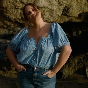 DOEN Tennessee Top in Sky Bouton De Rose